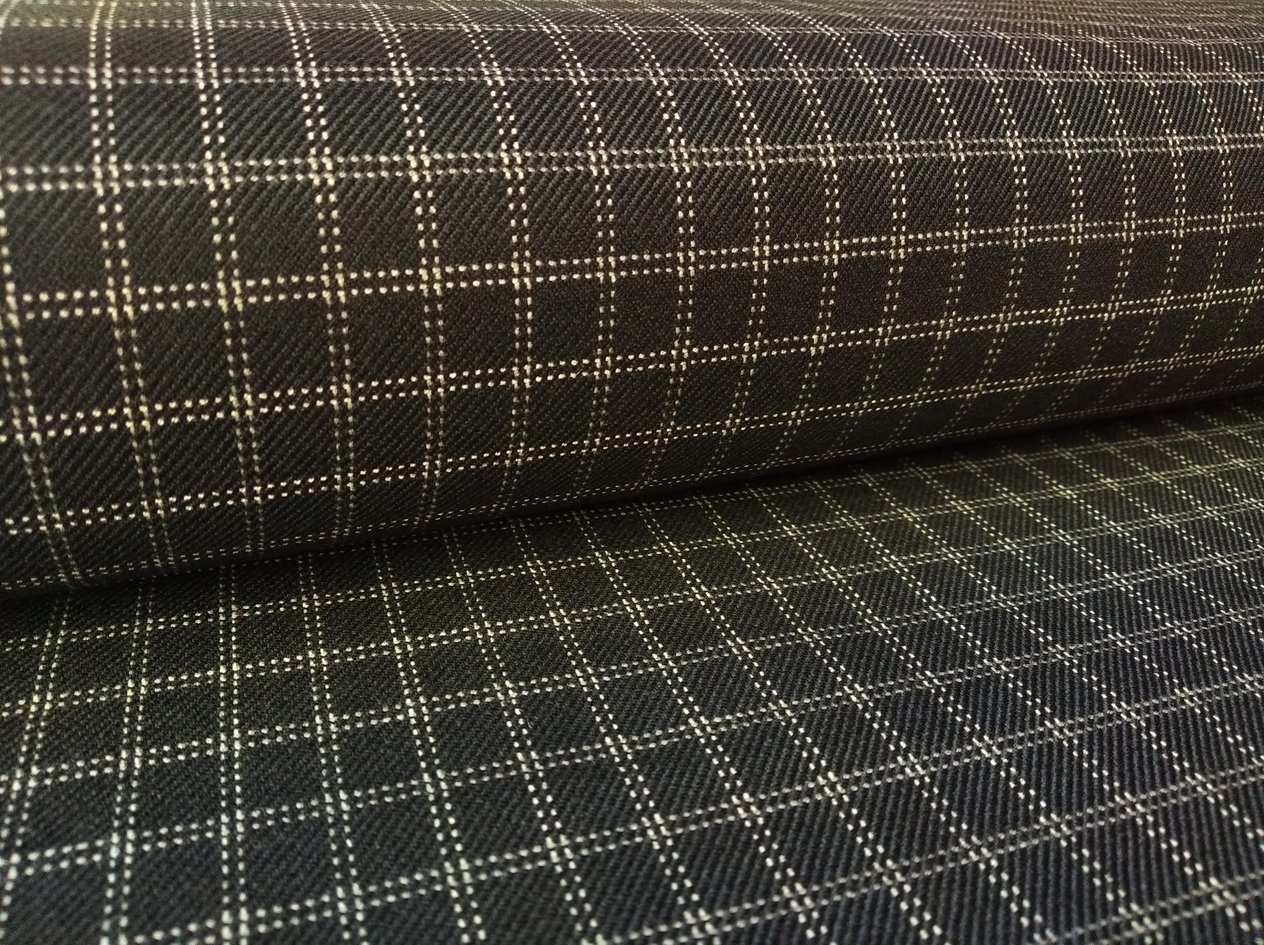 Gabardin Siyah Beyaz Renklerde (En 140 cm x Boy 195 cm)