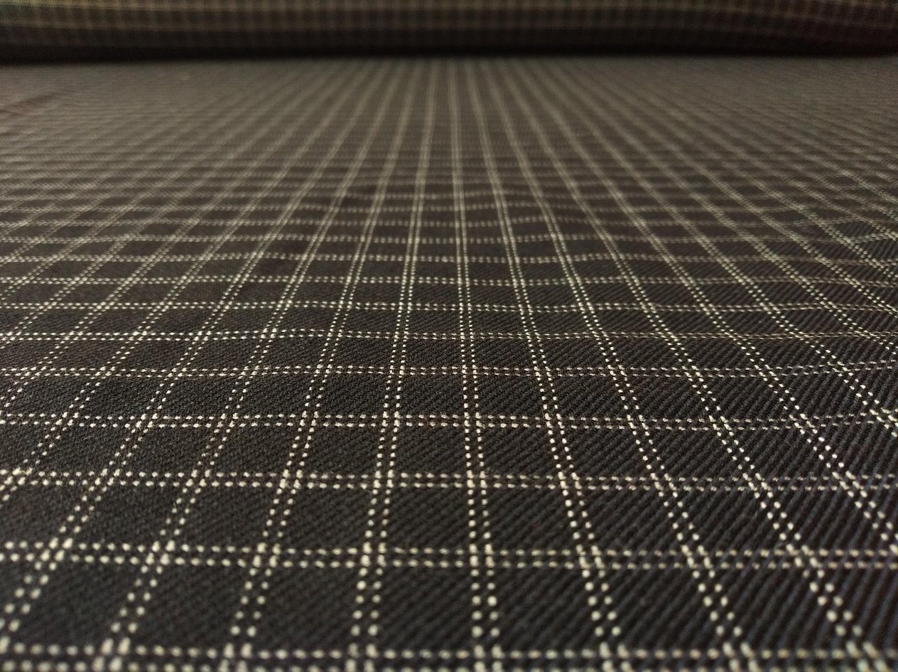 Gabardin Siyah Beyaz Renklerde (En 140 cm x Boy 195 cm)