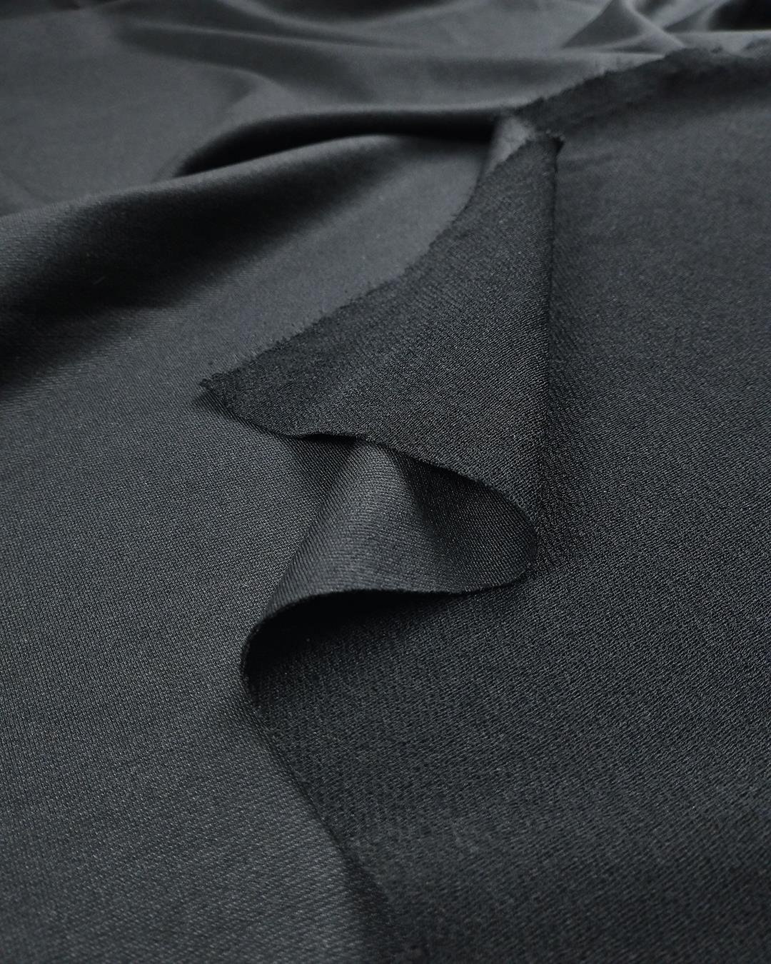 Jarse Siyah Renkte (En 150 cm x Boy 235 cm)
