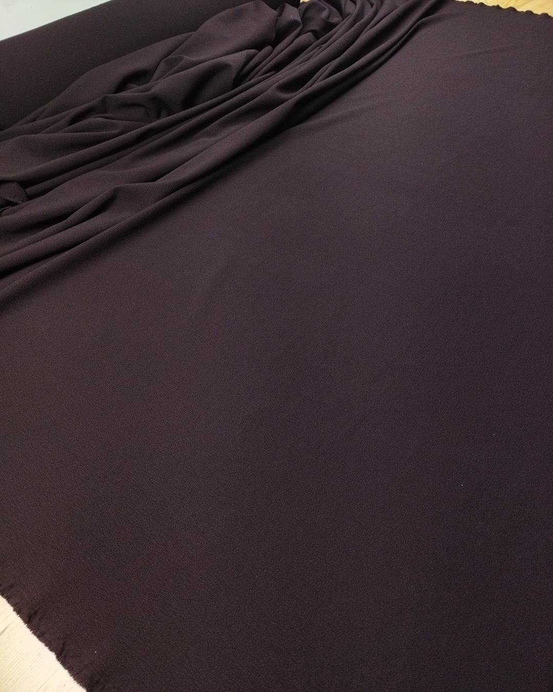 Koyu Bordo Renkte Krep (En 140 cm x Boy 205 cm)