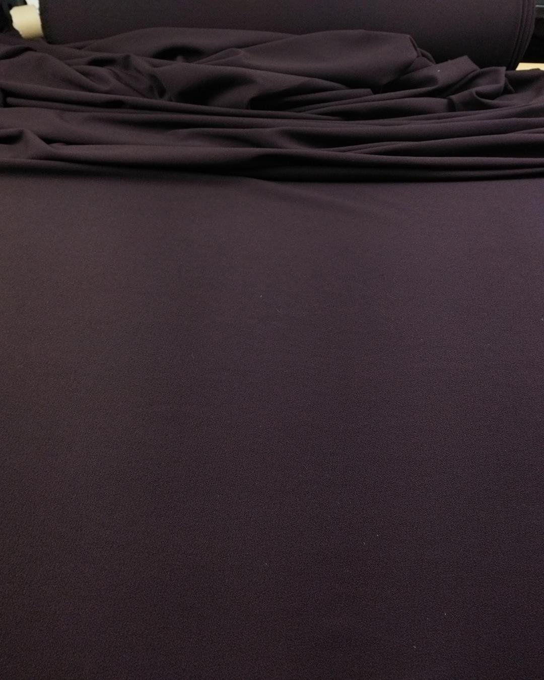 Koyu Bordo Renkte Krep (En 140 cm x Boy 205 cm)
