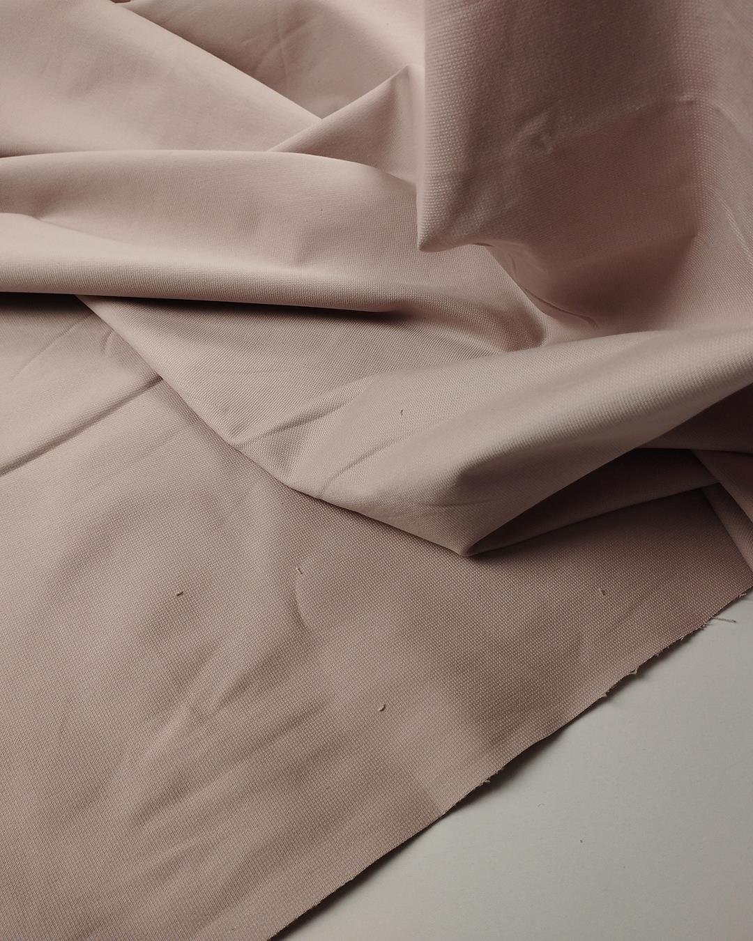 Pastel Açık Pembe Renkte İnce Fitilli KadifeEn: 140 cm