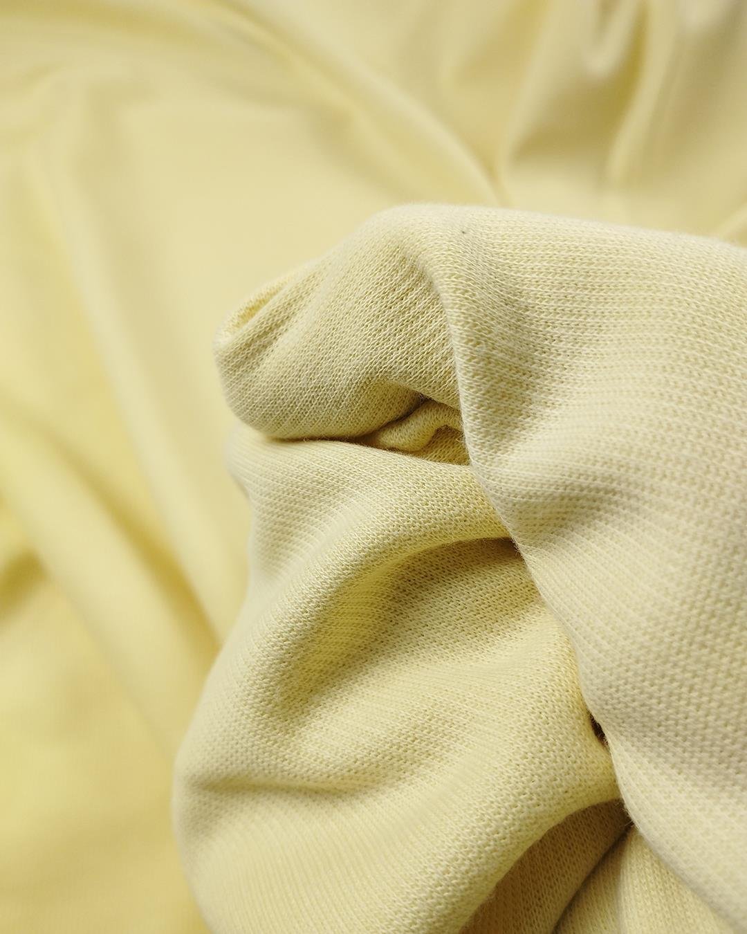 Pastel limon sarısı renkte dolgun tok interlok örme (En  150 cm x Boy  230 cm)