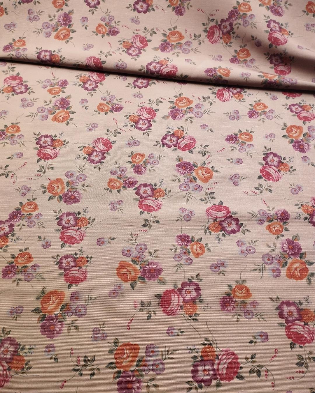 Pembe Üzeri Çiçek Desen Tok Dokuma En: 150 
