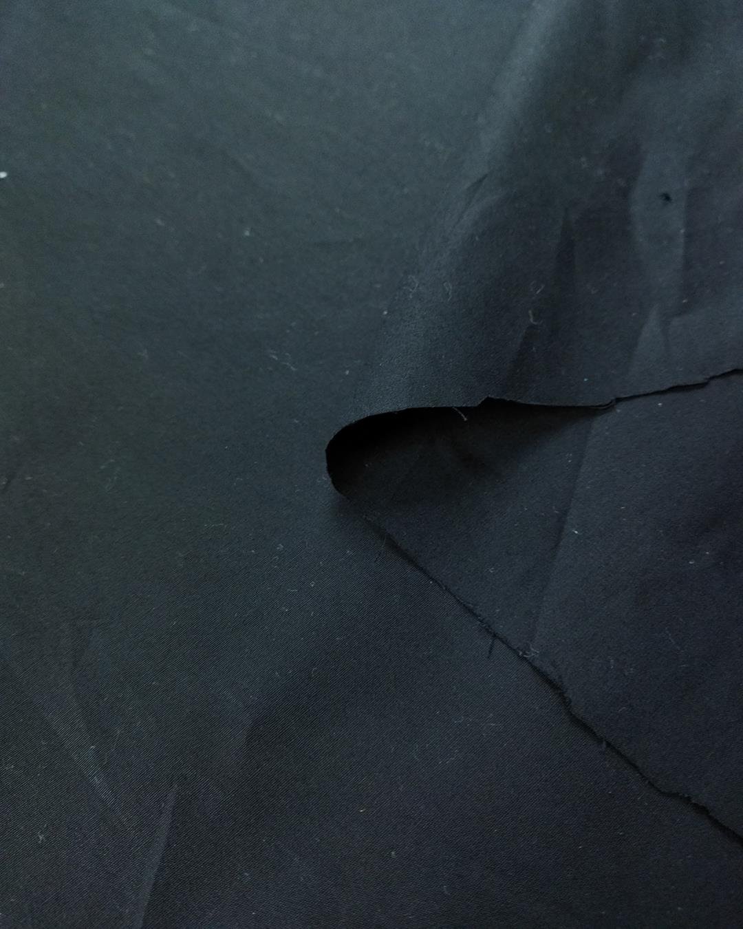 Poplin Benzeri Dokuma Siyah(140 en x 210 boy)