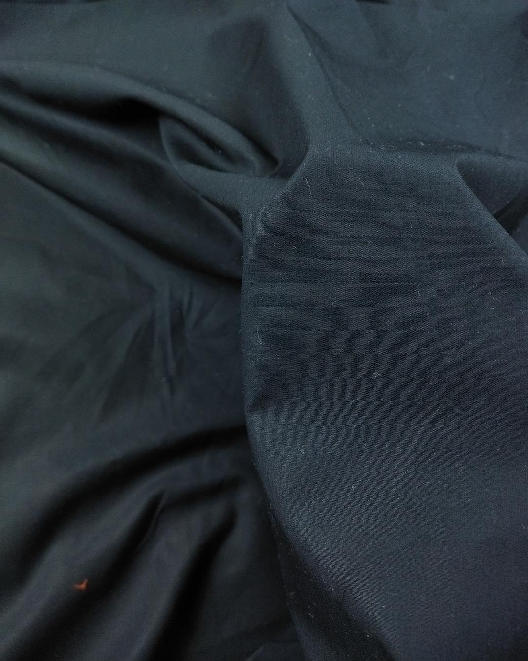 Poplin Benzeri Dokuma Siyah(140 en x 210 boy)