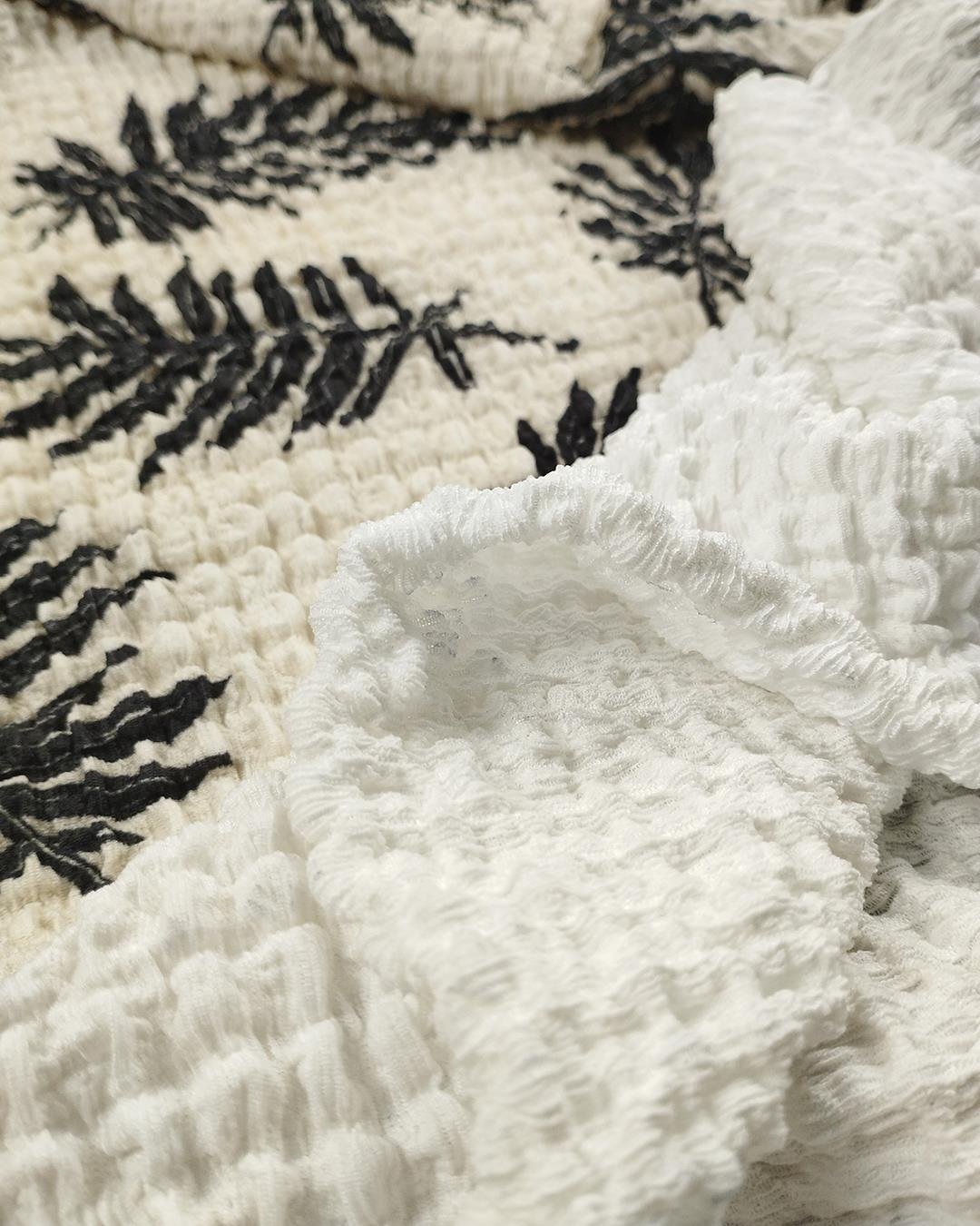 Waffle Jarse Krem Siyah Renklerde (En 110 cm x Boy 225 cm)