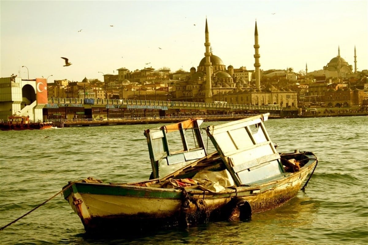 Eski Kayık - Kanvas Tablo