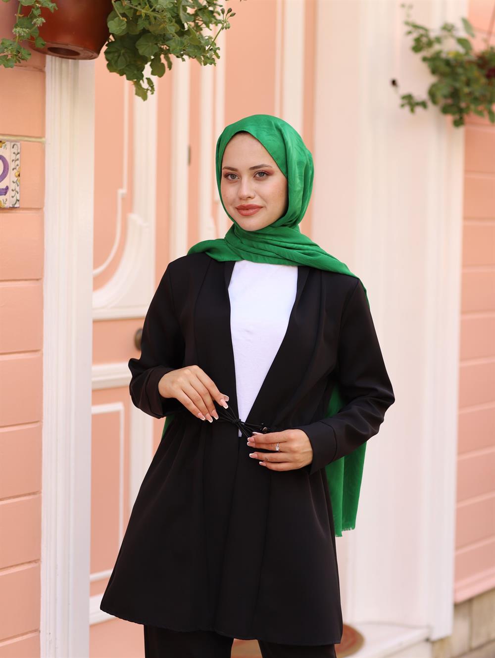 BELDEN BÜZME ABAYA TAKIM SİYAH