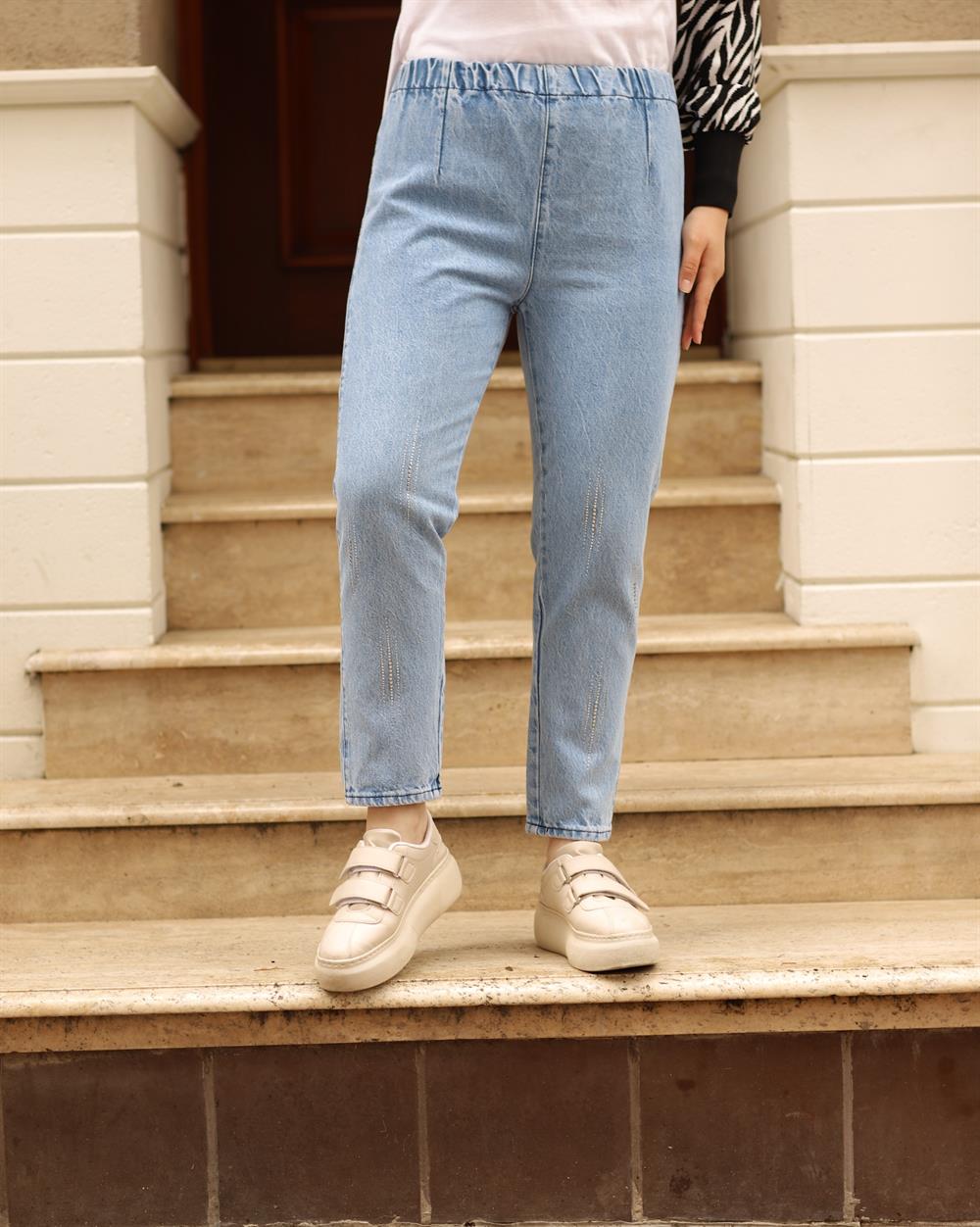BELİ LASTİKLİ PAÇASI TAŞLI RAHAT KESİM JEANS BUZ MAVİSİ