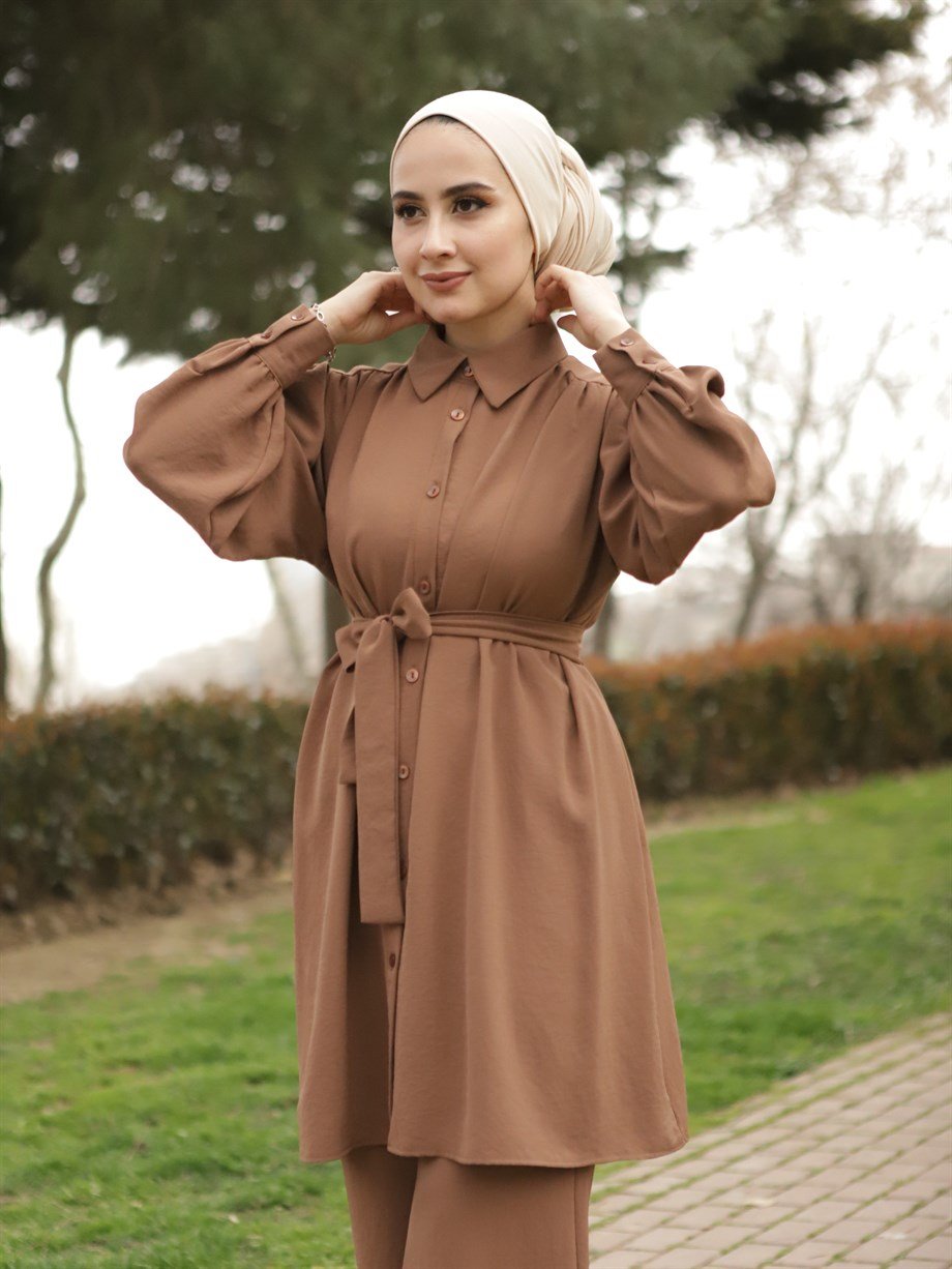 KOLU VE OMUZ PİLELİ TESETTÜR TAKIM  ACI KAHVE