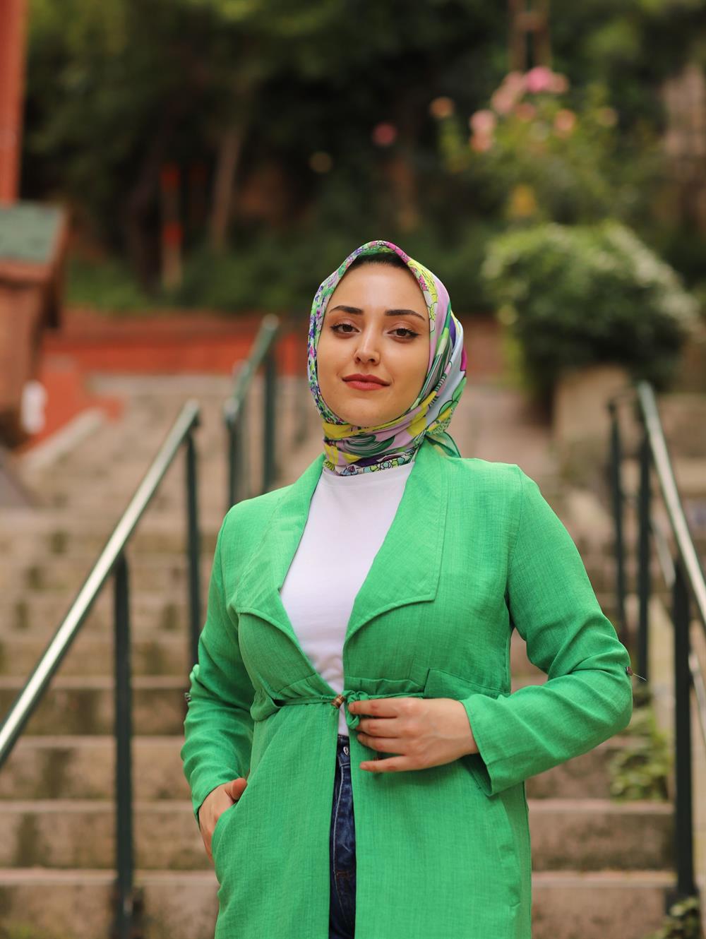 ÖNDEN BAĞLAMALI TESETTÜR KAP YEŞİL