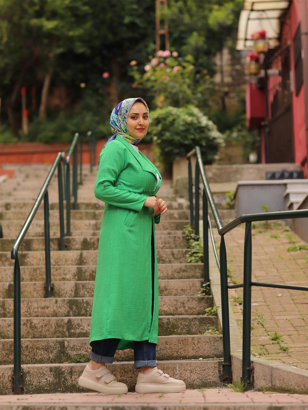 ÖNDEN BAĞLAMALI TESETTÜR KAP YEŞİL
