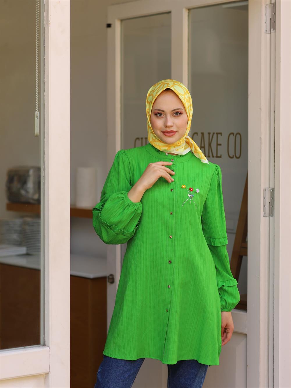 Önü Çiçek İşlemeli Gömlek Benetton Yeşili