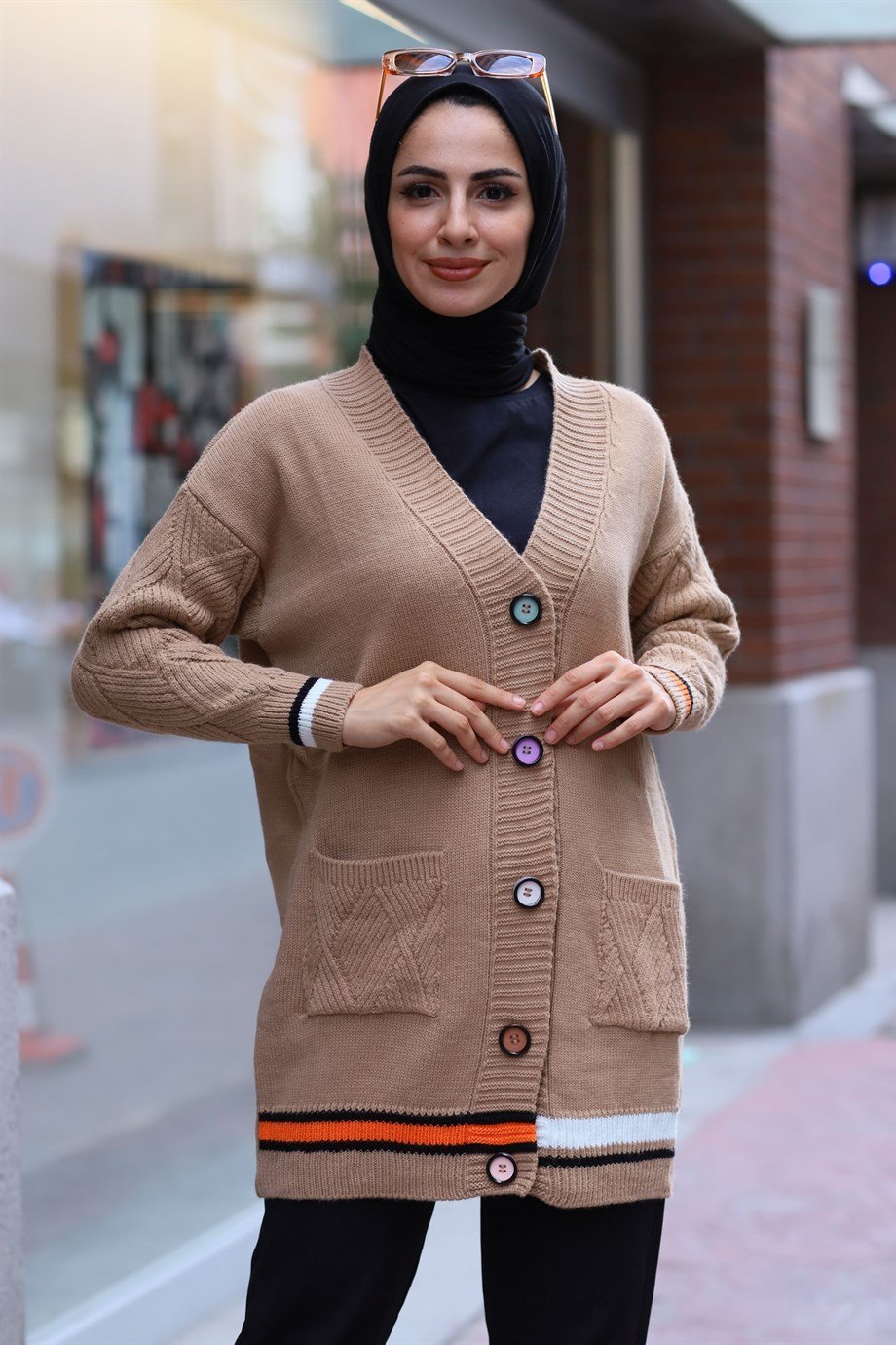 ŞERİT DETAYLI HIRKA CAMEL