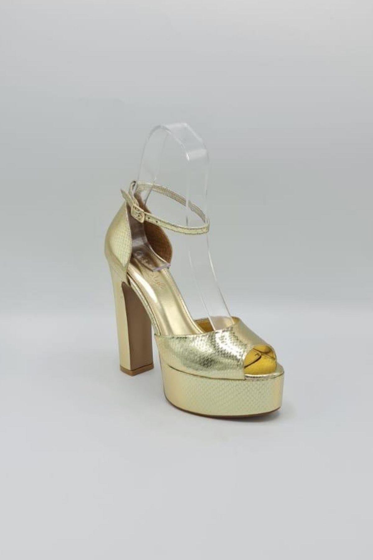 Halsey Gold Platform Topuklu Ayakkabi