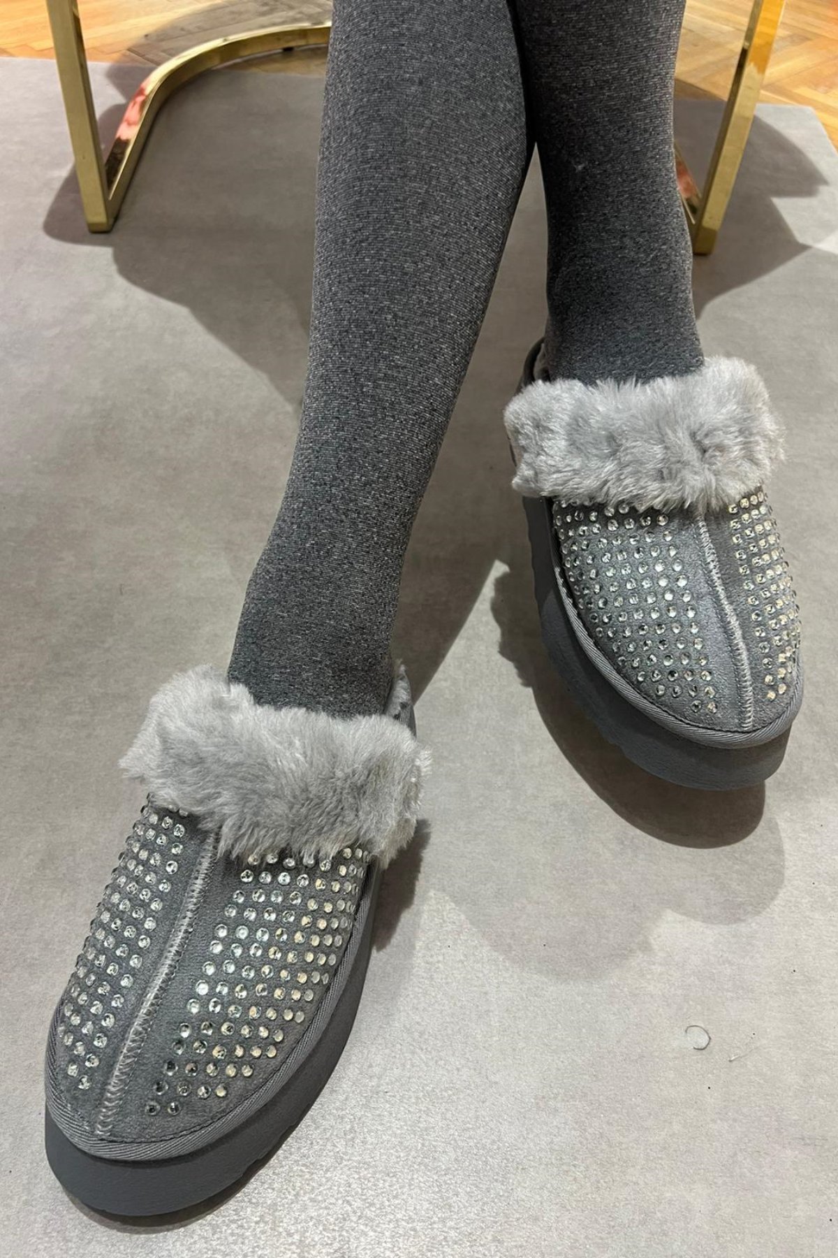 UGG TERLİK GRİ