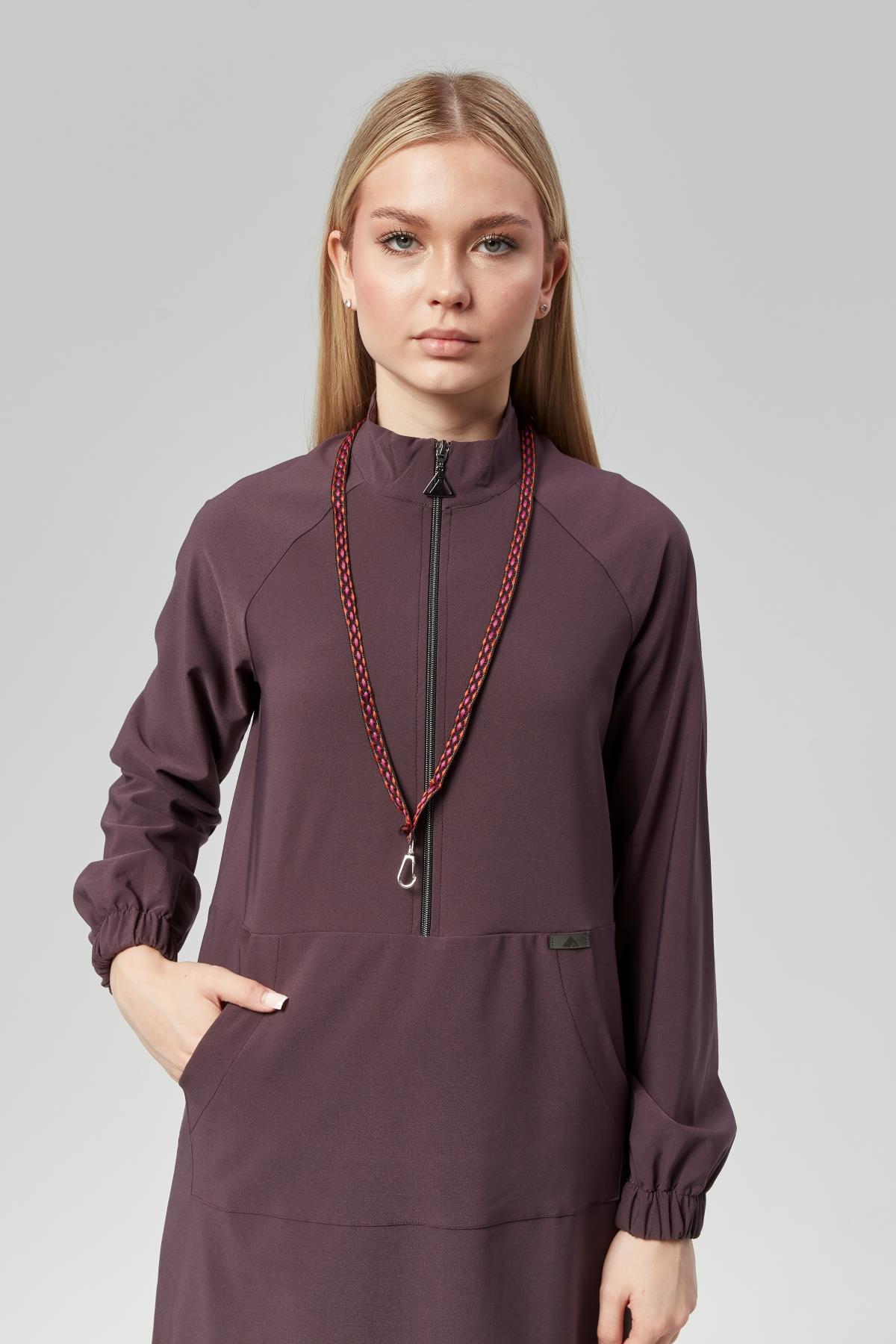 Extreme Cool Modest - Premium Çift Yön Likralı Doktor Hemşire Forma Takımı (KADIN), Mürdüm