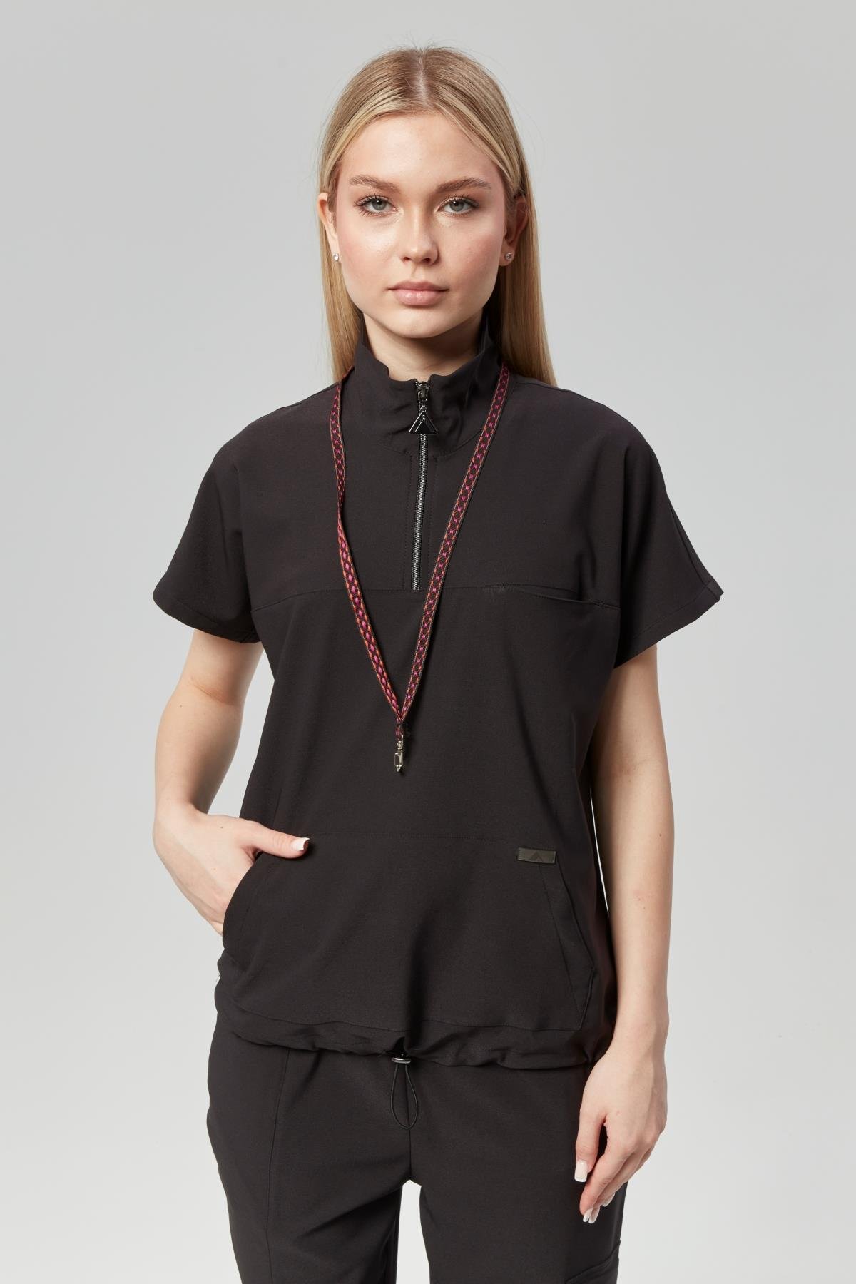 Extreme Cool Woman - Premium Çift Yön Likralı Doktor Hemşire Tek Üst Forma (KADIN), Kömür