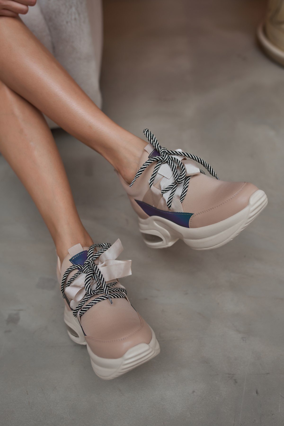 Hanna Kadın  Dalgıc Kumaş Detay Dolgu Topuklu Sneakers AyakkabI Nude 