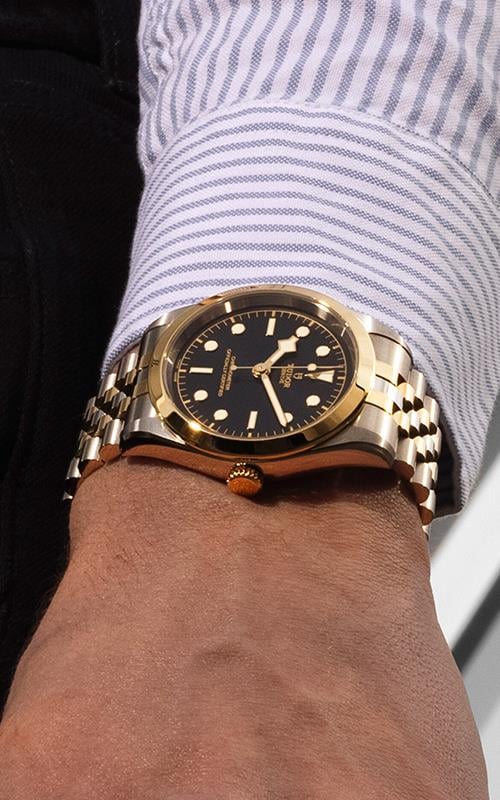 Tudor M79683-0001 Black Bay Erkek Kol Saati
