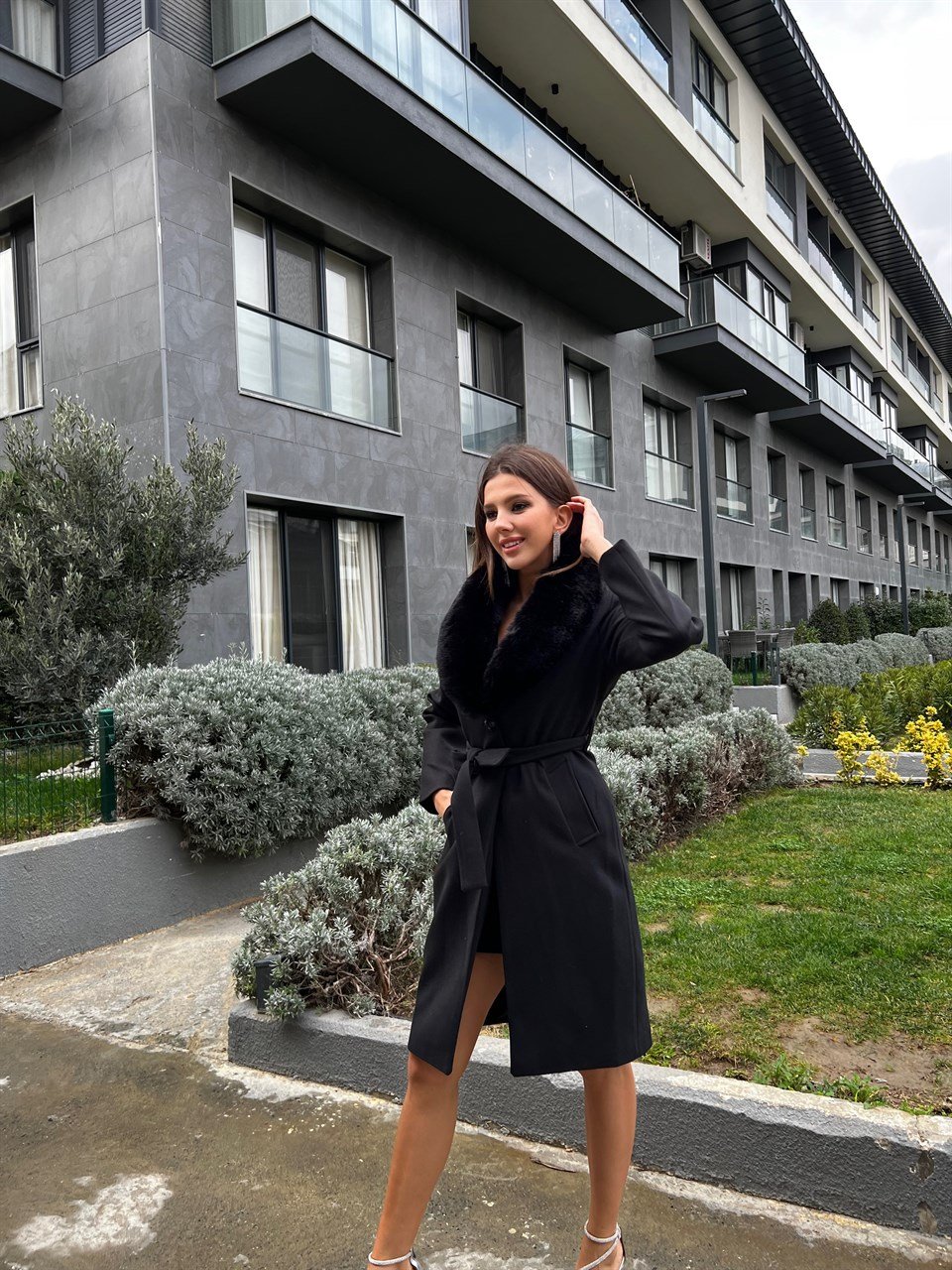 Yaka Kürklü Kaşe Kaban 2220-KAŞESYH