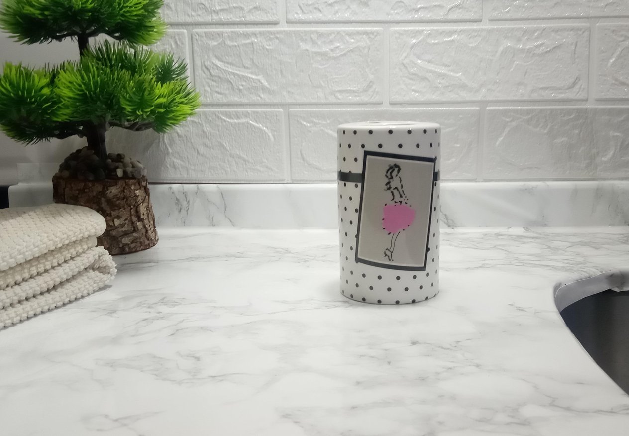 Seramik Diş Fırçalık Pembe Elbiseli Kadın Model 7x7x11cm