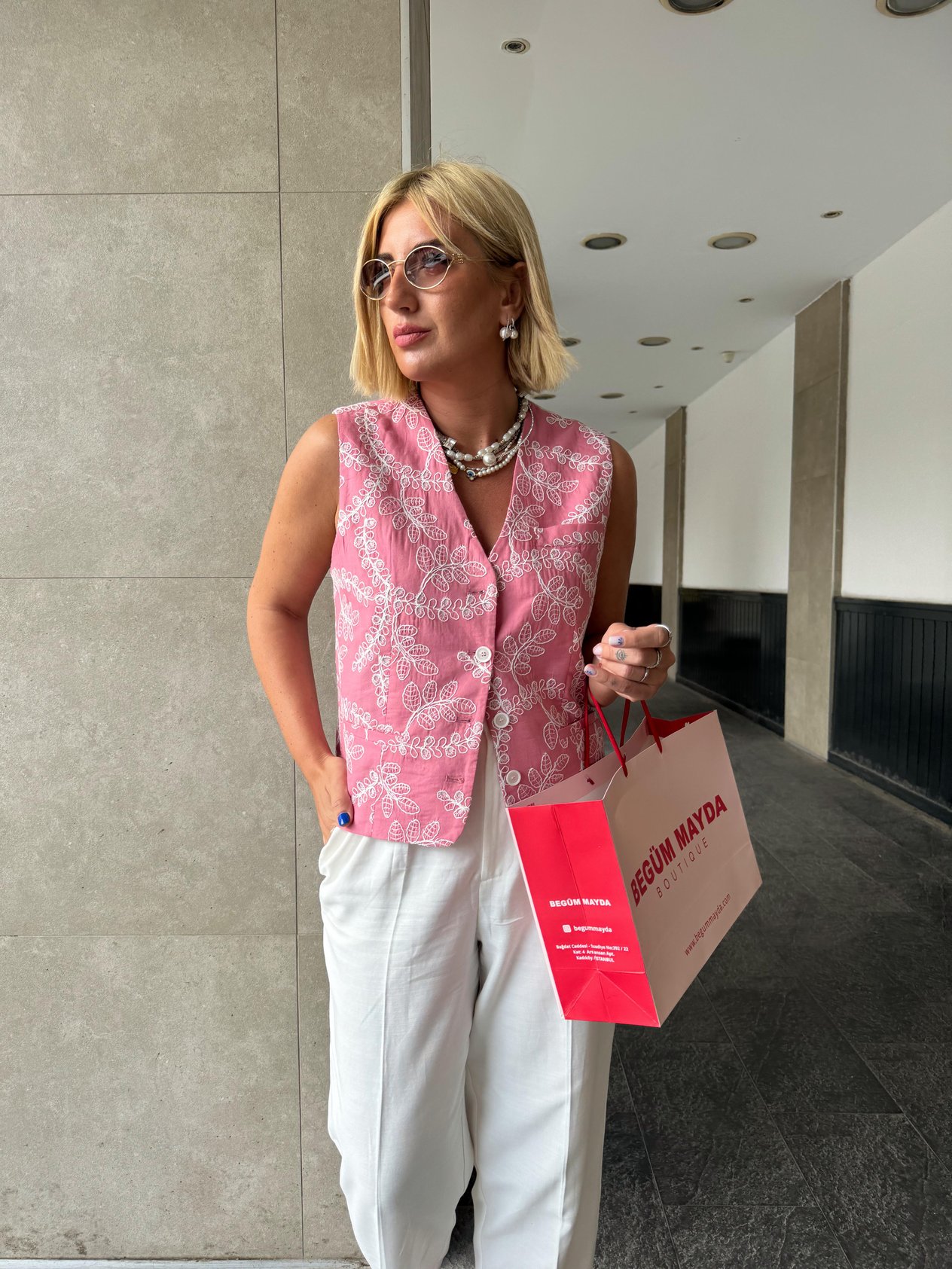 %100 Coton Nakış İşlemeli Pembe Yelek