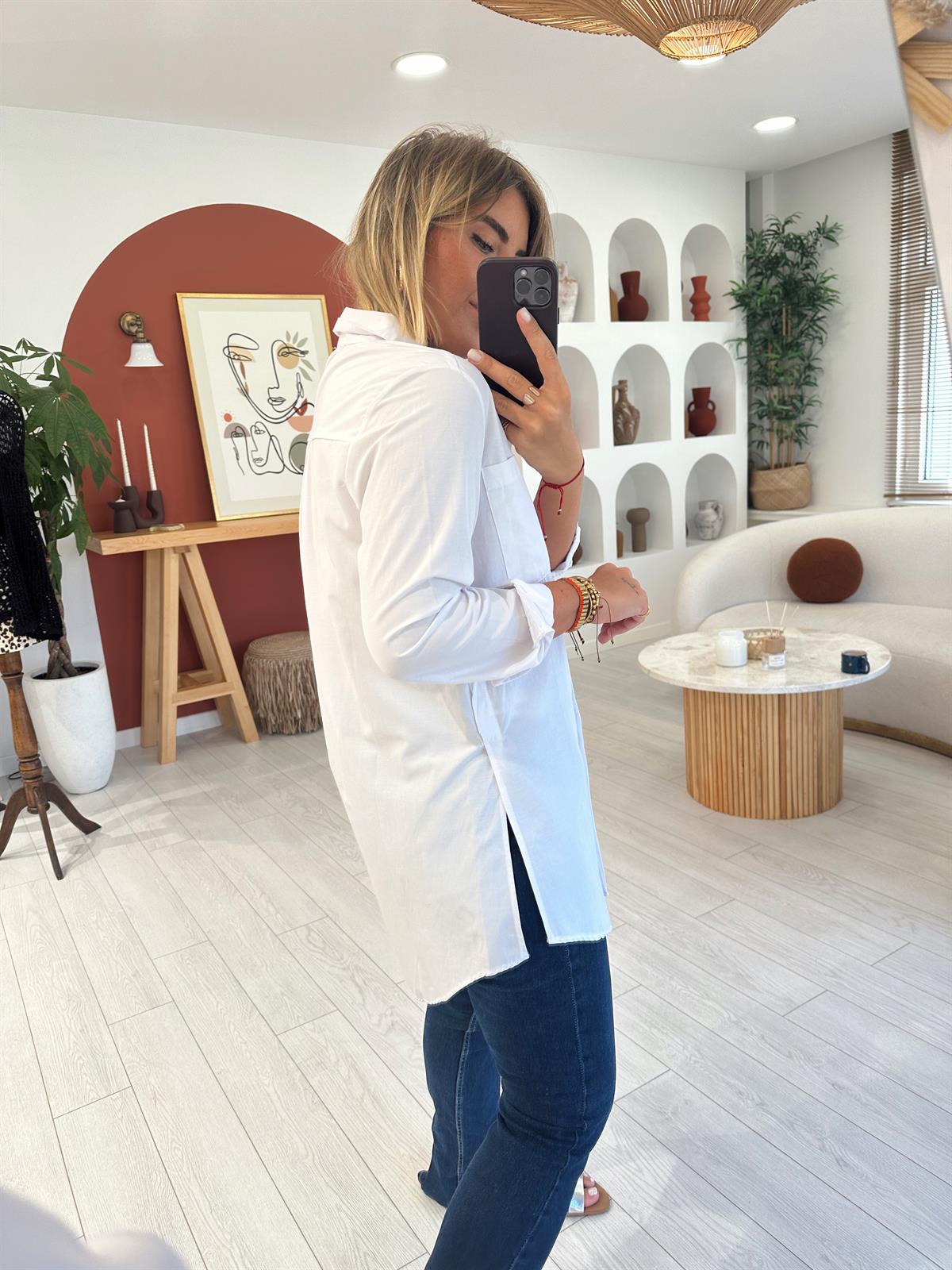 %100 Cotton Beyaz Yandan Yırtmaçlı Beyaz Poplin Gömlek