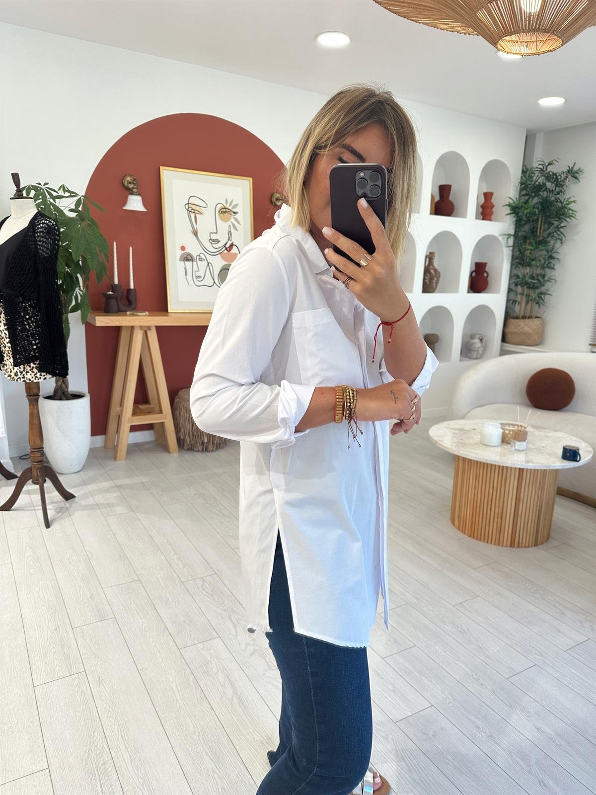 %100 Cotton Beyaz Yandan Yırtmaçlı Beyaz Poplin Gömlek