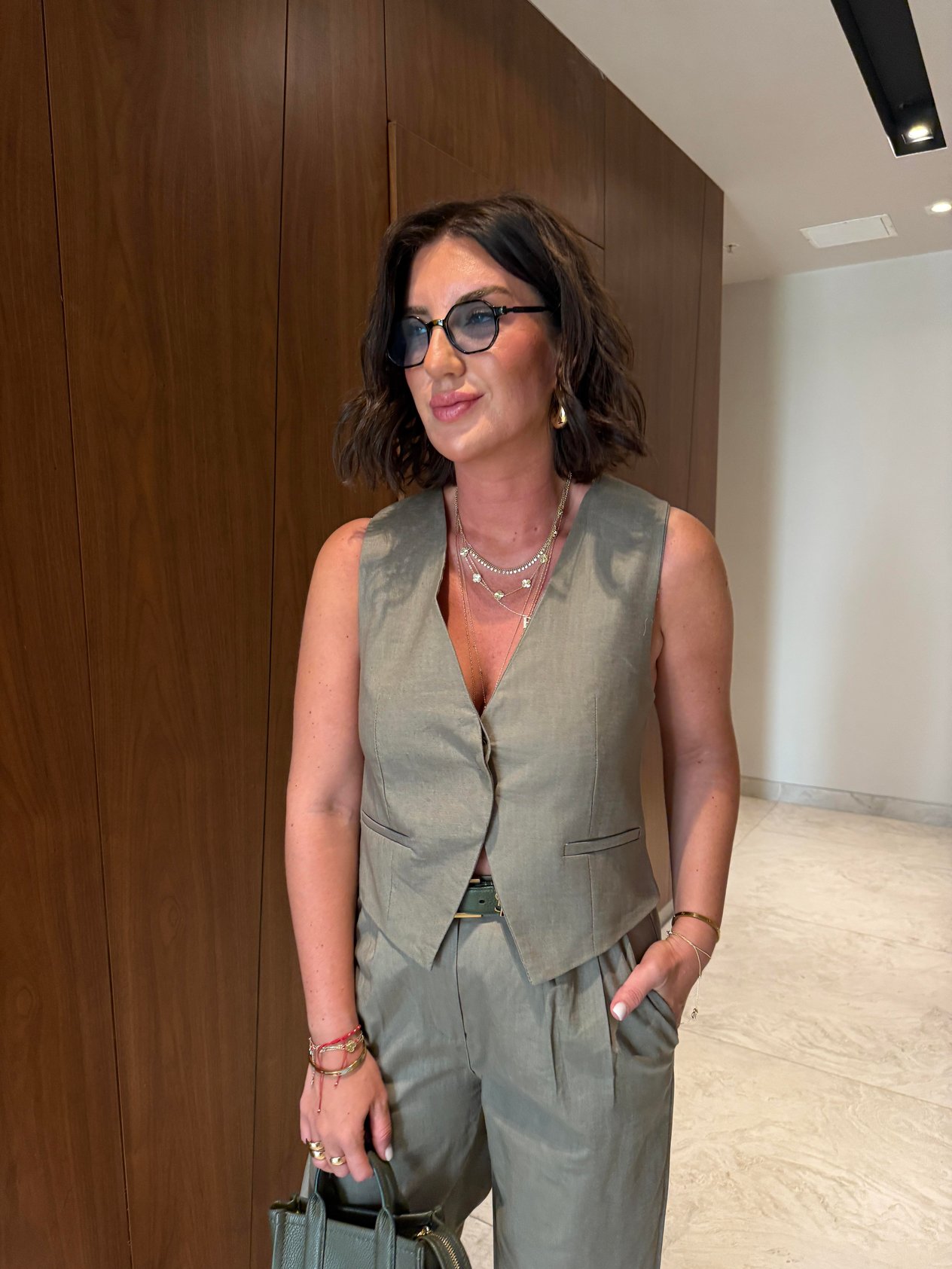 Gizli Düğmeli , Premium , Haki Keten Takım