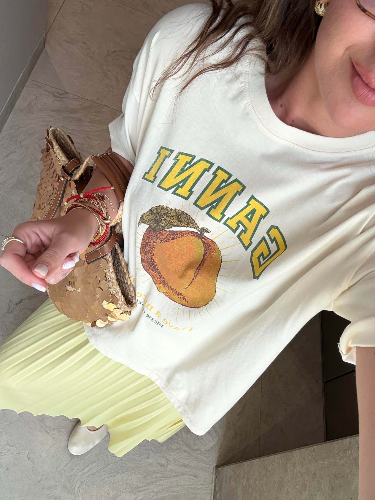 Logolu, Turuncu Desenli T-Shirt