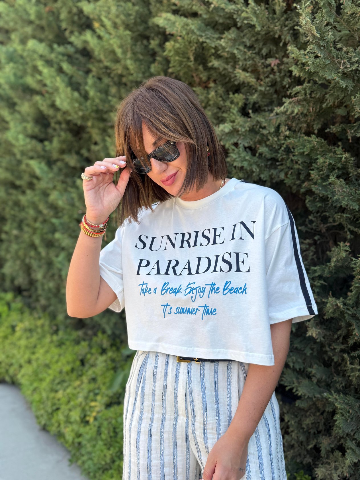 Lacivert Yazılı , Beyaz Crop T-shirt