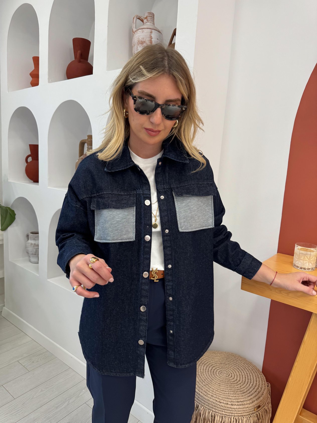 Arkası Sweat Detaylı Lacivert Jean Gömlek 