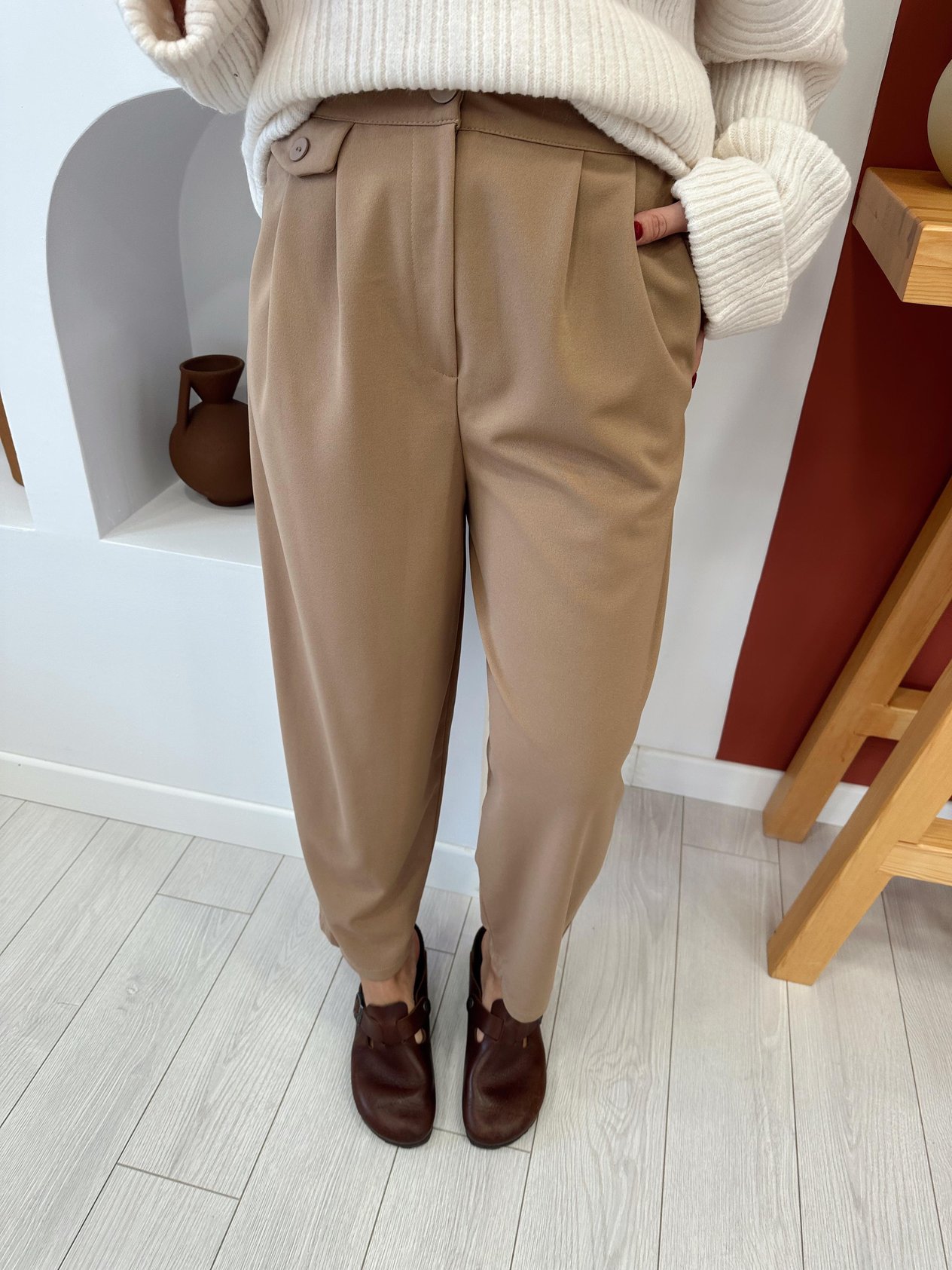 Cep Detaylı Camel Tiril Pantolon