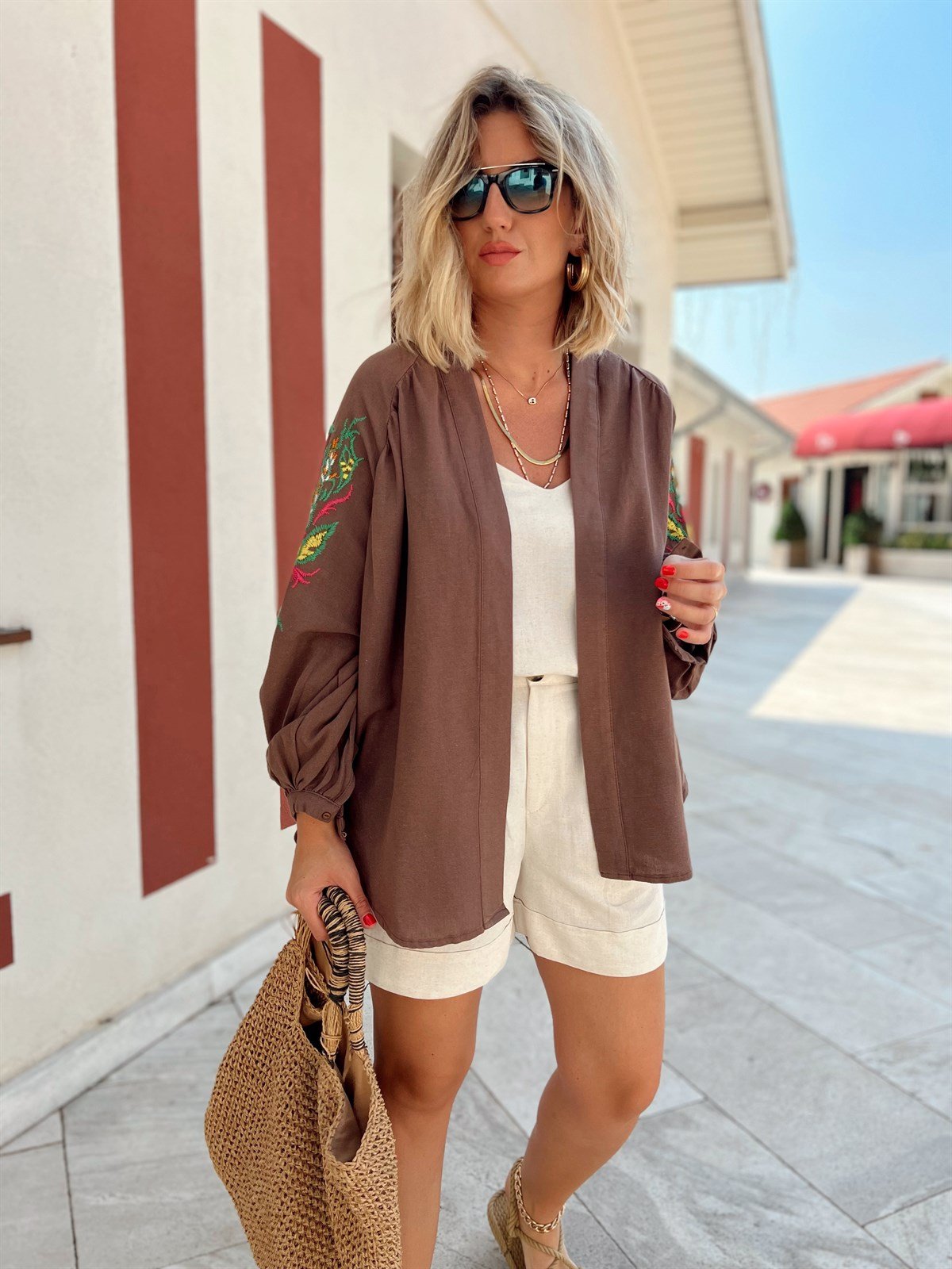 İşlemeli Kahverengi Keten Kimono