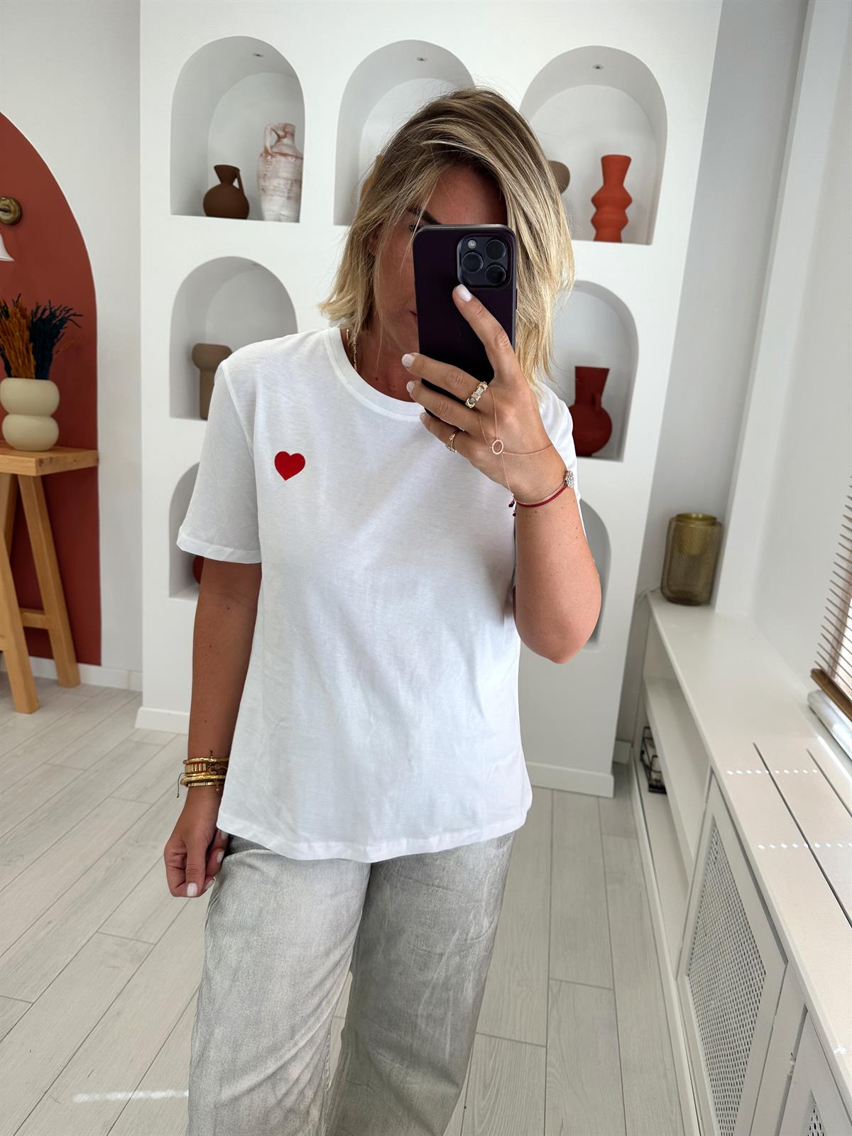Kalp İşlemeli , Beyaz Basic Tshirt