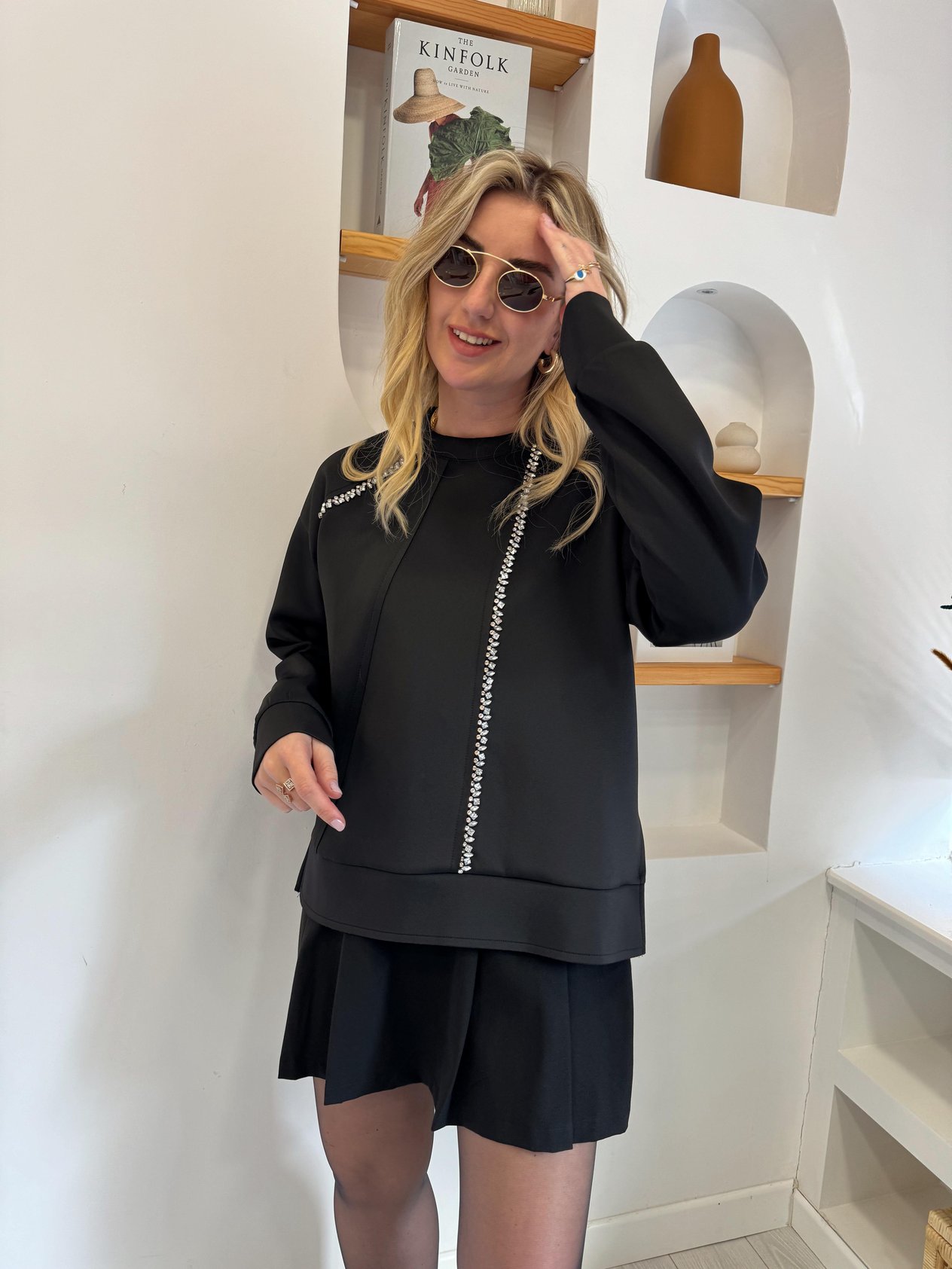 Kristal Taş İşlemeli Scuba Kumaş Siyah Sweat