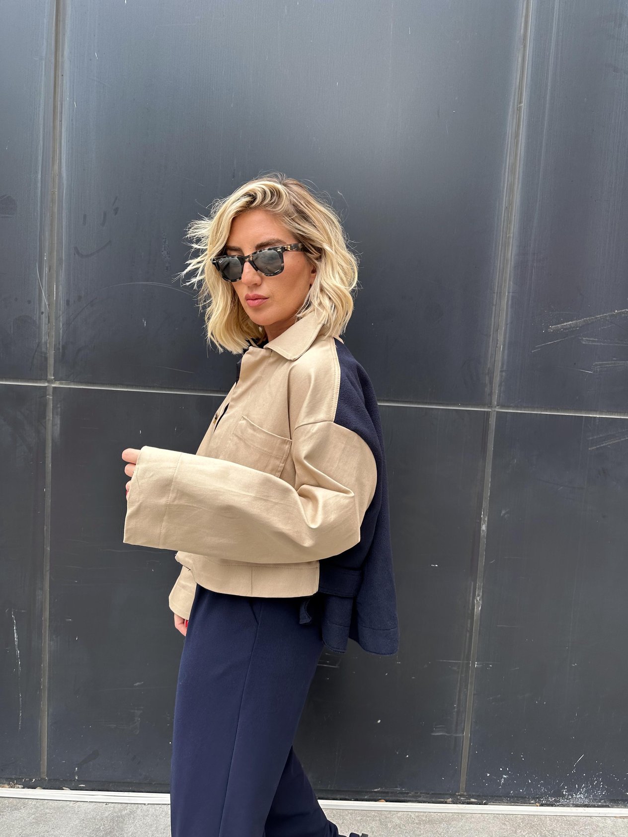 Orjinal Model Gabardin Detaylı Tasarım Ceket