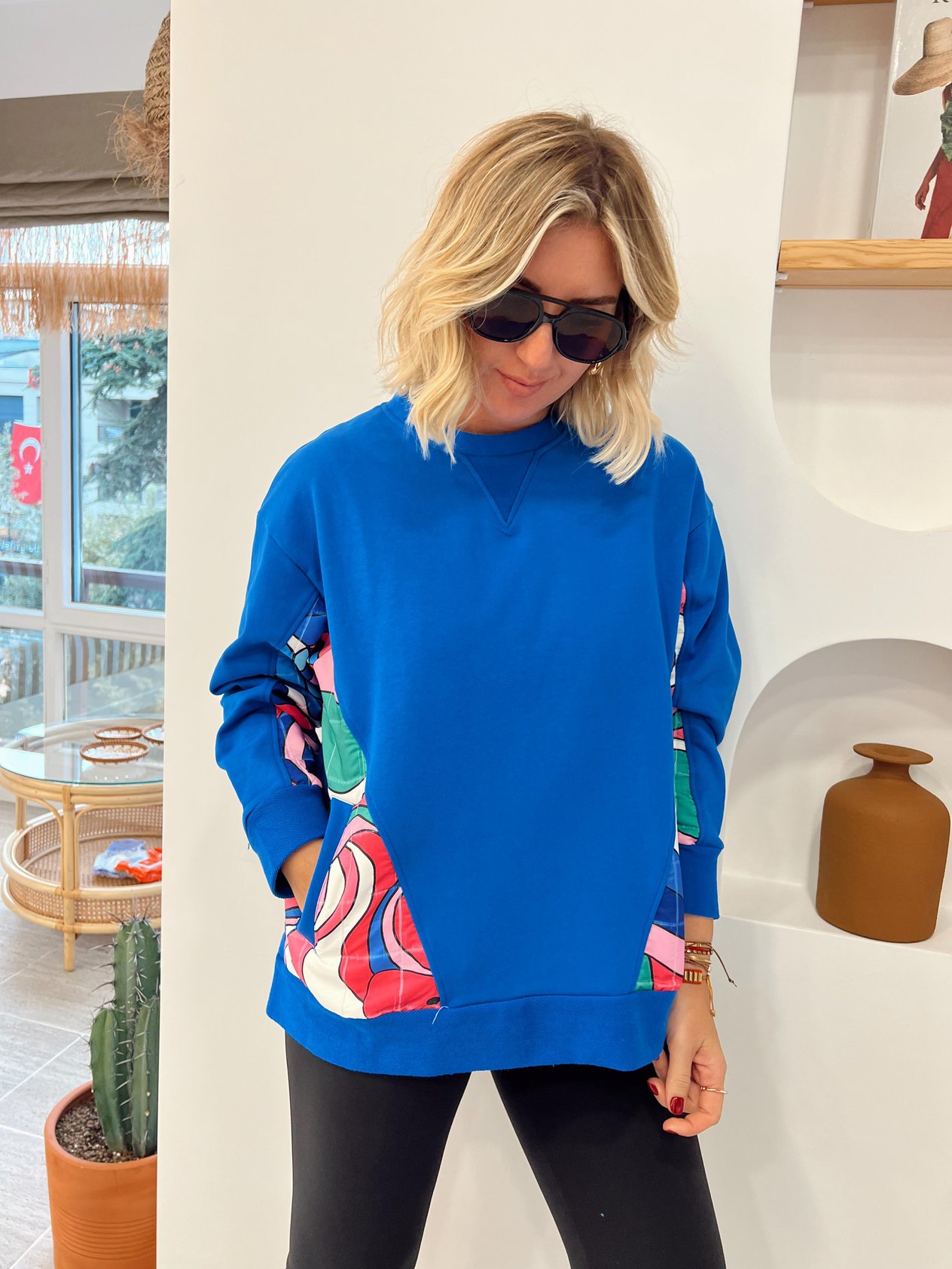 Orjinal Model Renkli Kapitone Detaylı Mavi Sweat