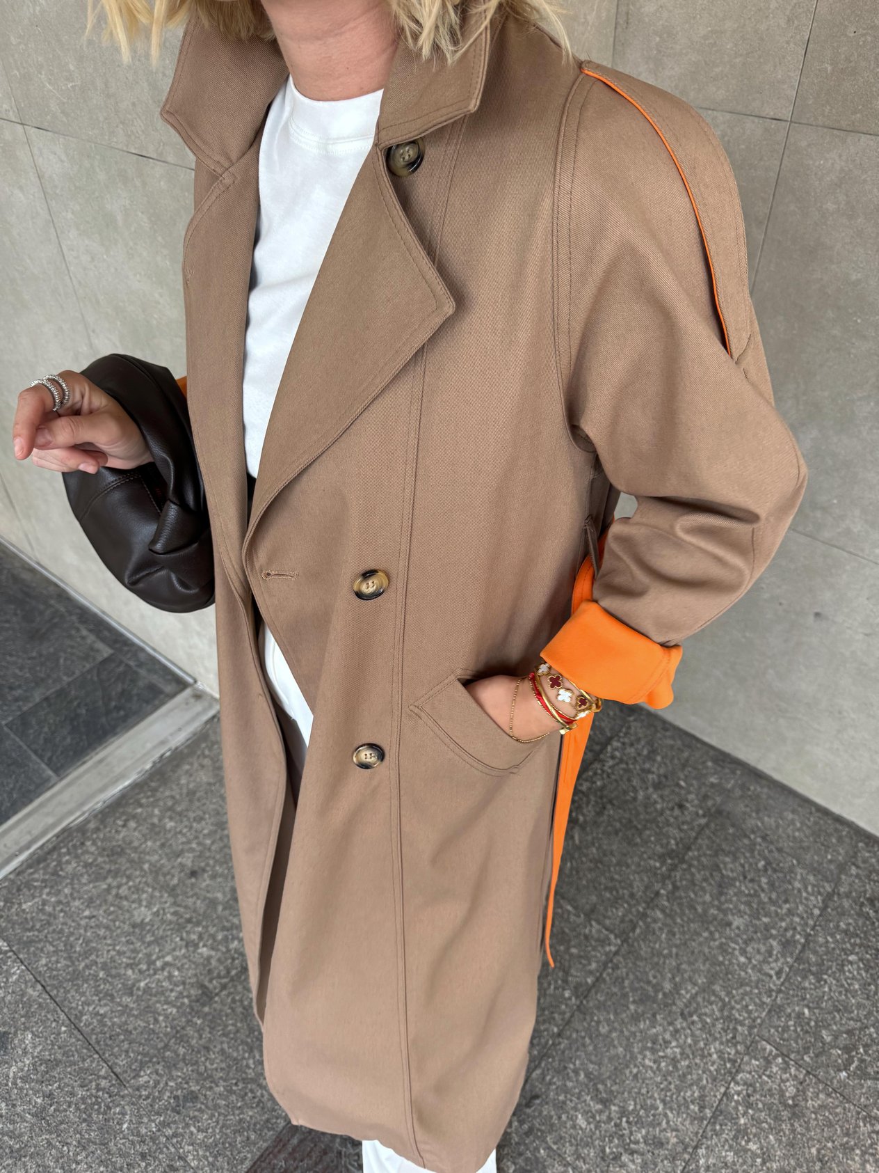 Özel Üretim Turuncu Astarlı Camel Trençkot