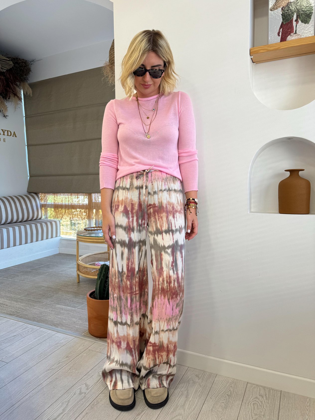 Pembe Batik Desenli Tiril Pantolon