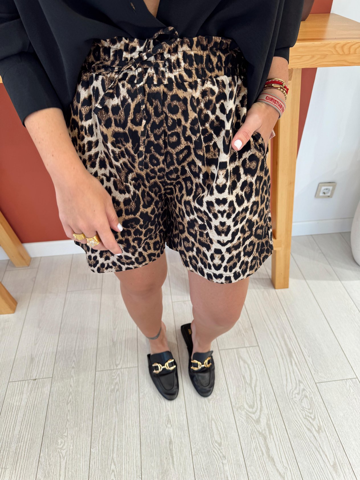 Şehir Boy Beli Lastikli Leopar Şort