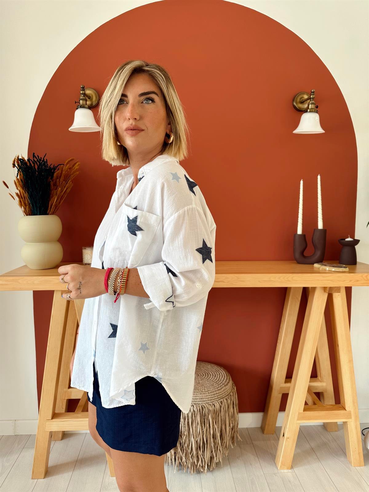 Yıldız İşlemeli %100 Cotton Beyaz Keten Gömlek