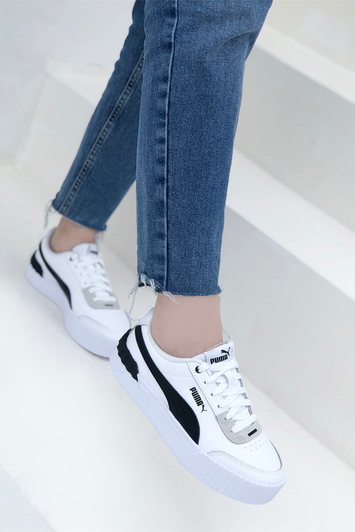 PUMA 373031-16 Carina Lift Kadın Spor Ayakkabı Beyaz Siyah
