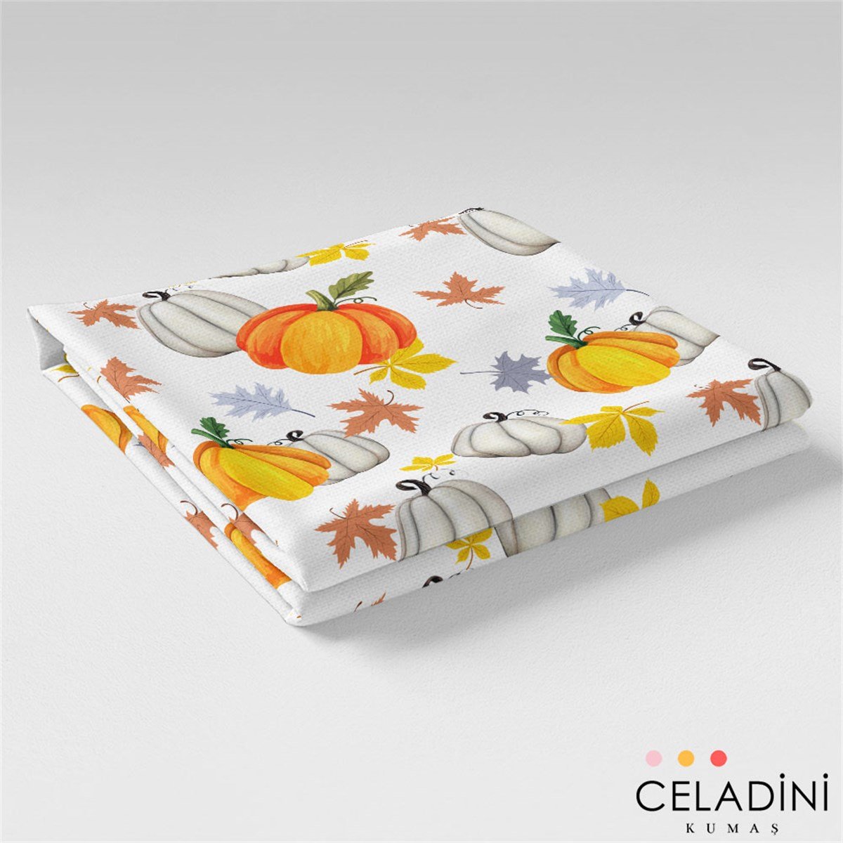 Beyaz Fon Balkabağı Desenli Kumaş