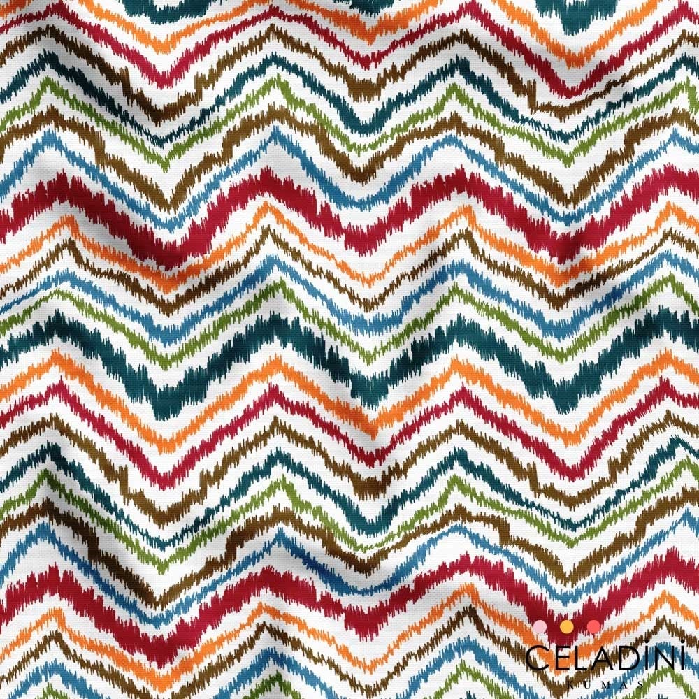 İkat Renkli Zigzag Desenli Kumaş
