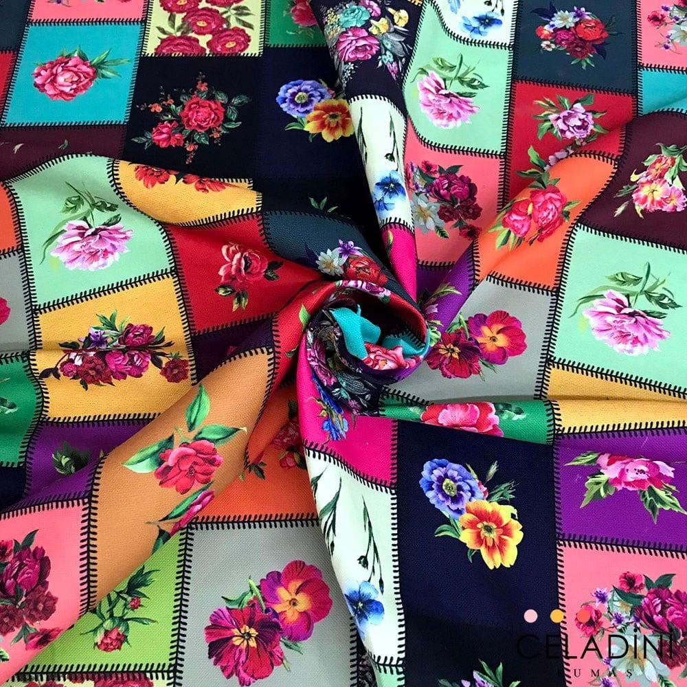 Kanaviçe Patchwork Desenli Kumaş