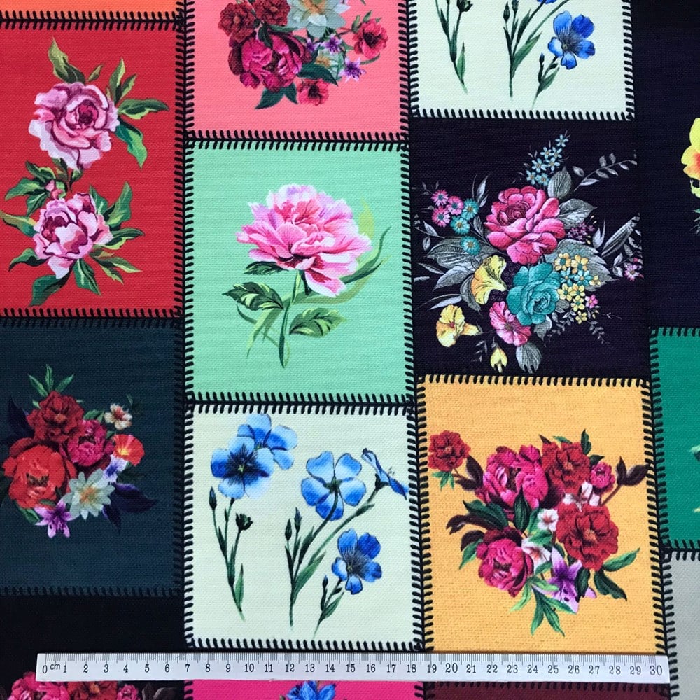 Kanaviçe Patchwork Desenli Kumaş