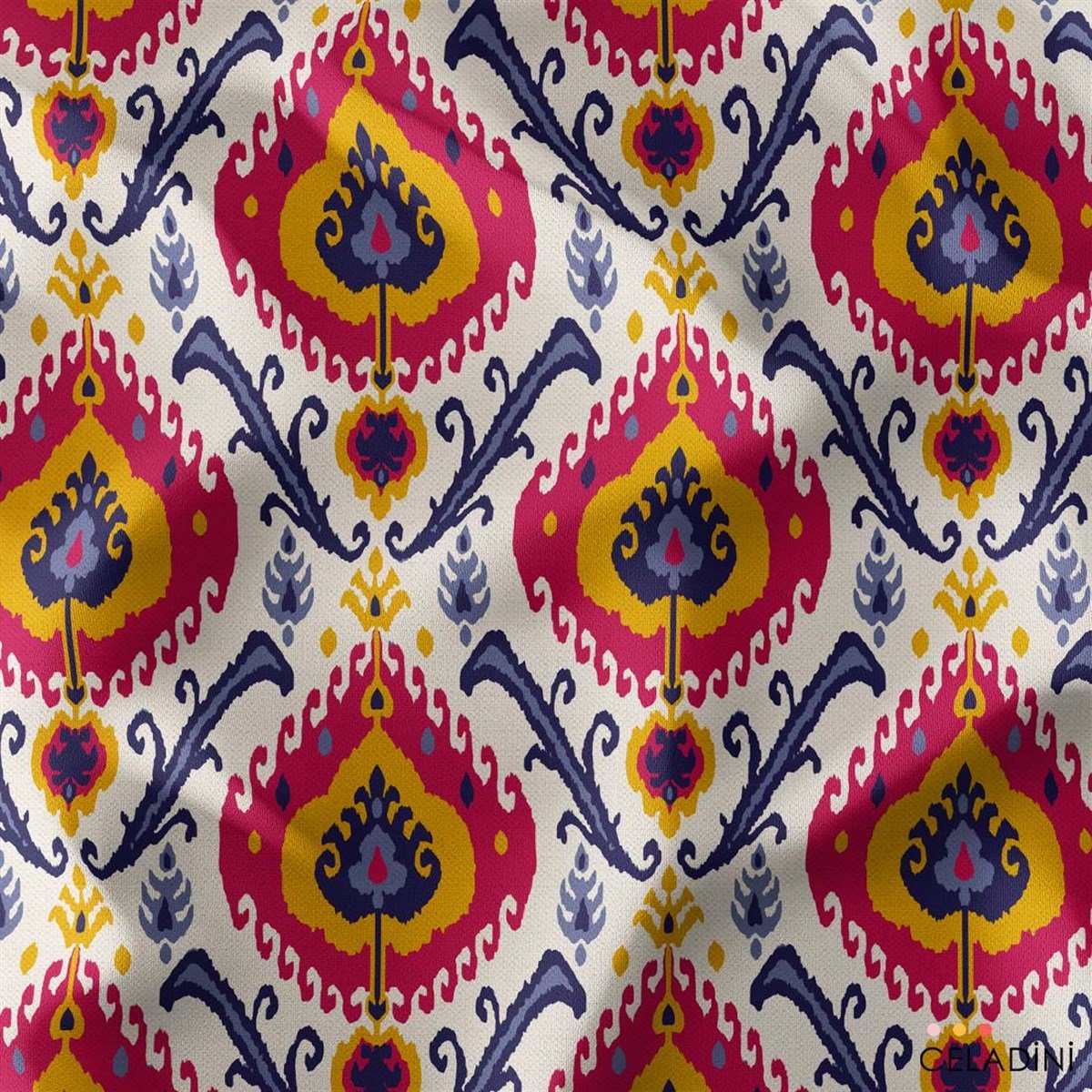 Kilim İkat Desenli Kumaş